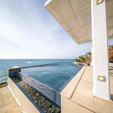 Pantheon With Private Pool & Jacuzzi * Pomos