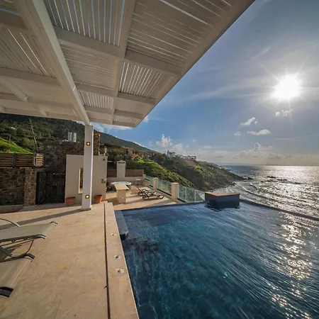 Pantheon With Private Pool & Jacuzzi * Pomos