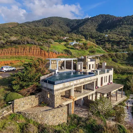 Pantheon With Private Pool & Jacuzzi * Pomos
