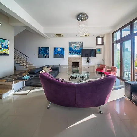 Villa Pantheon With Private Pool & Jacuzzi