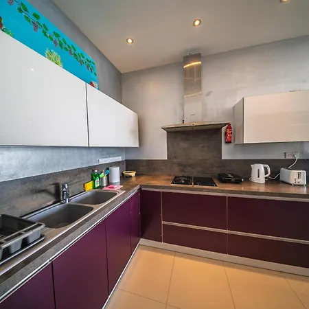 Villa Pantheon With Private Pool & Jacuzzi *
