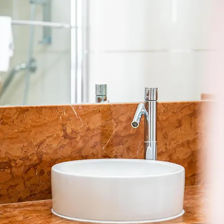 Pantheon With Private Pool & Jacuzzi * Pomos
