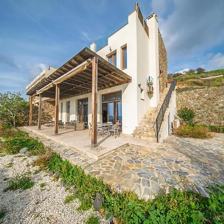 Pantheon With Private Pool & Jacuzzi *